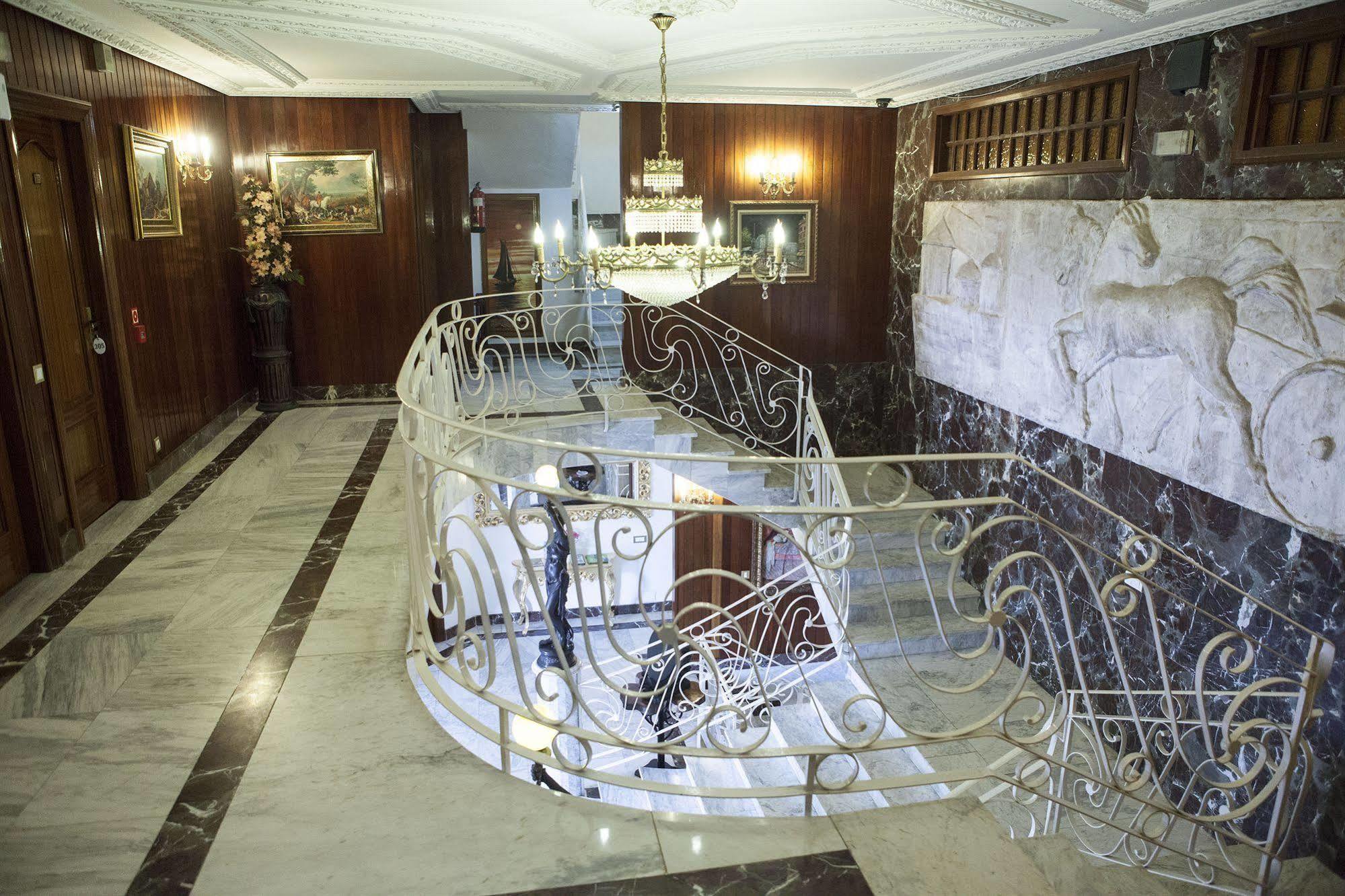 Hotel Antoyana Santander Extérieur photo